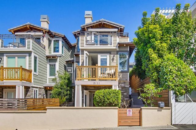 2111 Edinburg, Cardiff By The Sea, CA 92007