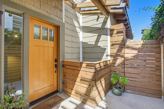 2111 Edinburg, Cardiff By The Sea, CA 92007