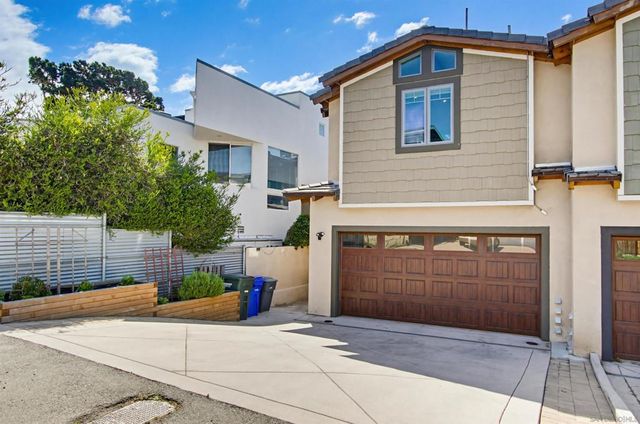 2111 Edinburg, Cardiff By The Sea, CA 92007
