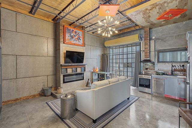 2204 Austin Ave, Nashville, TN 37210