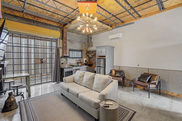 2204 Austin Ave, Nashville, TN 37210