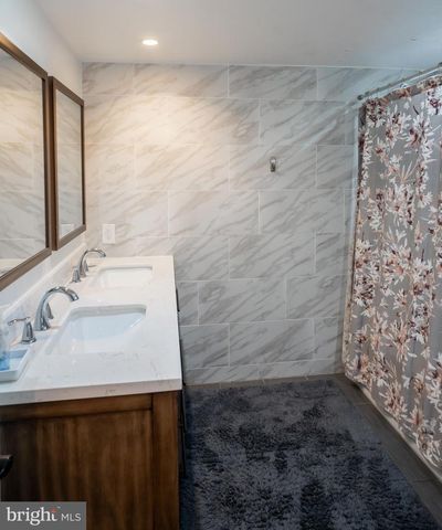 76 6TH AVE, Hamilton Township, NJ 08619