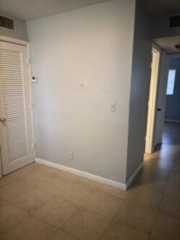 5150 NE 6th Avenue 109, Oakland Park, FL 33334