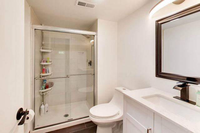 1520 Stonebridge Trail 2-1, Wheaton, IL 60189