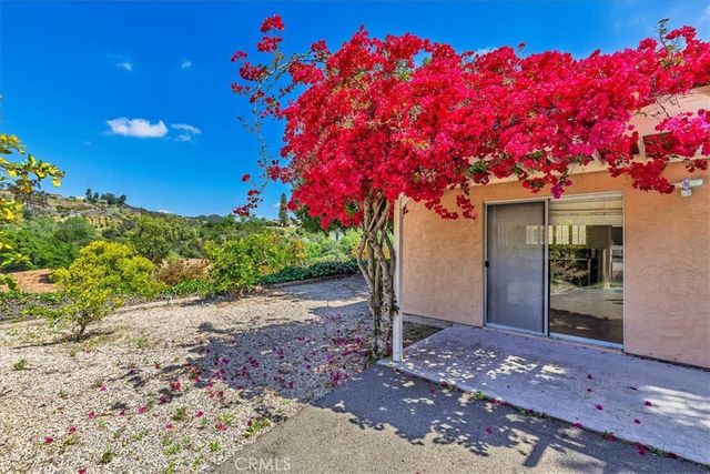 40057 S Shore Road, Fallbrook, CA 92028