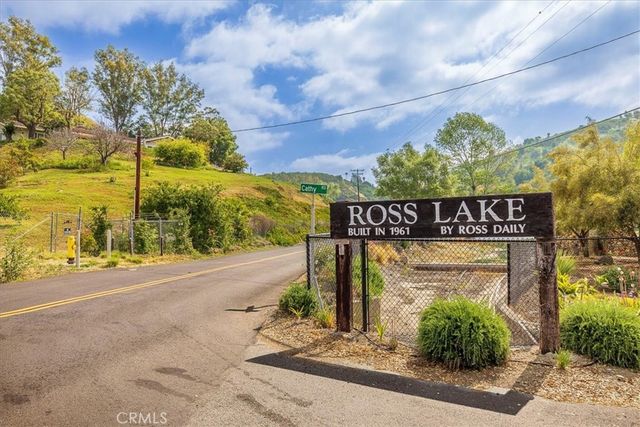 40057 S Shore Road, Fallbrook, CA 92028