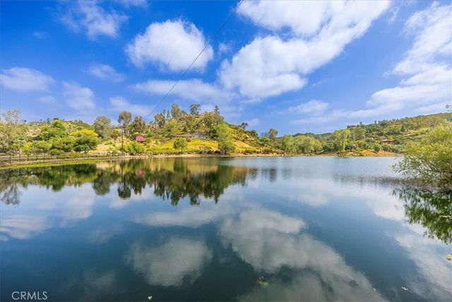 40057 S Shore Road, Fallbrook, CA 92028