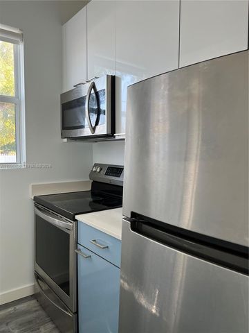 1818 SW 22nd Ave 1, Miami, FL 33145