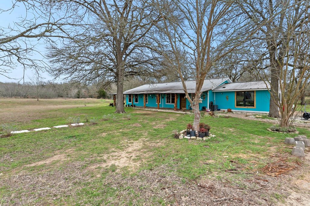 2232 Tumbleweed TRL, Dale, TX 78616