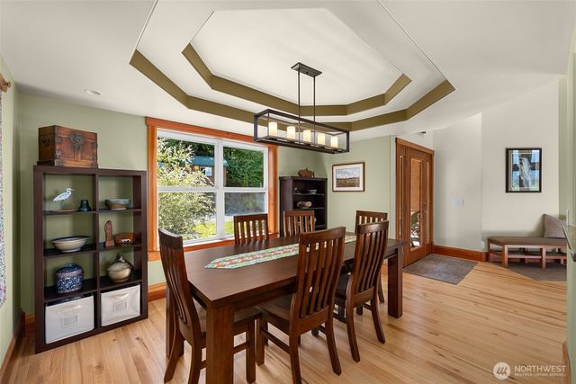 16480 Mountain View Road, Mount Vernon, WA 98274