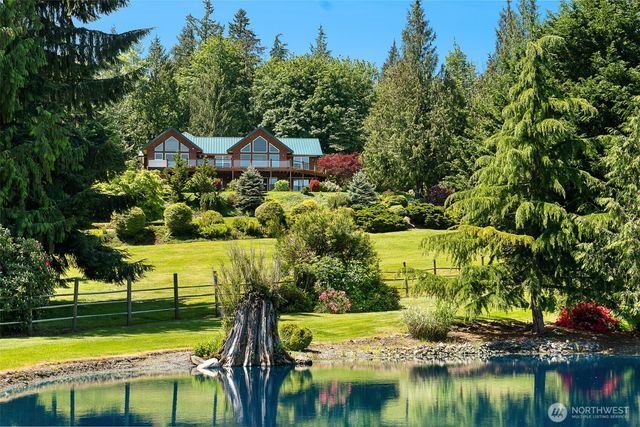 16480 Mountain View Road, Mount Vernon, WA 98274