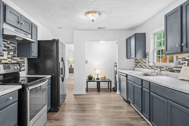 883 Carter St, Nashville, TN 37206