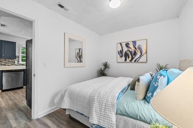 883 Carter St, Nashville, TN 37206