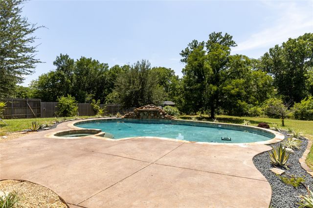 2801 Vinson Road, Wylie, TX 75098