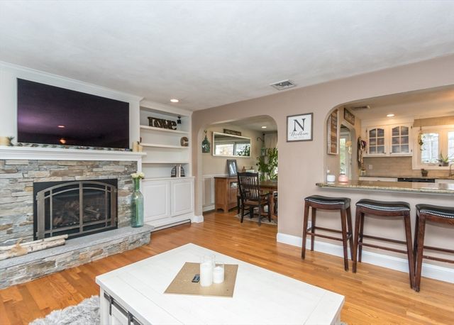 27 Sherman Street, Needham, MA 02494