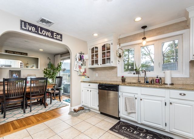 27 Sherman Street, Needham, MA 02494