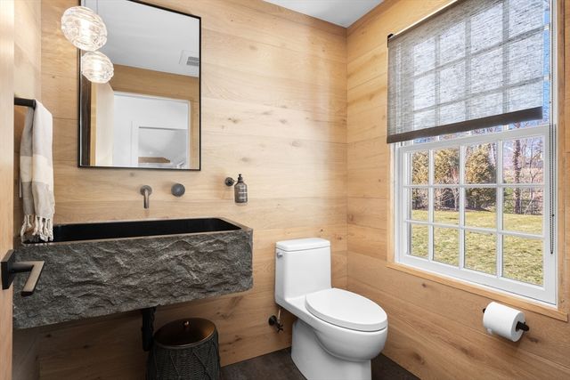 187 Main St, Hingham, MA 02043