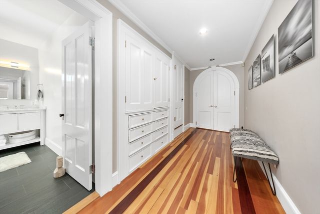 187 Main St, Hingham, MA 02043