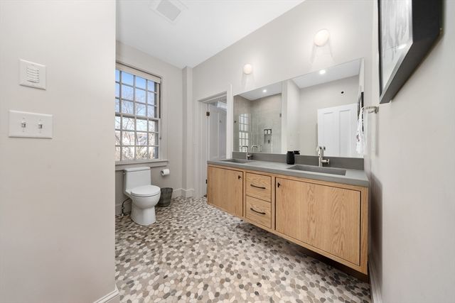 187 Main St, Hingham, MA 02043