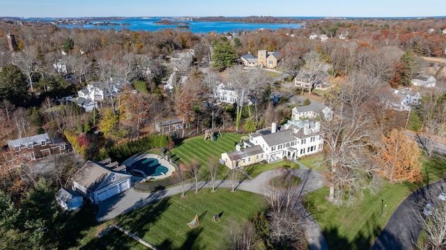 187 Main St, Hingham, MA 02043