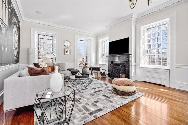 187 Main St, Hingham, MA 02043