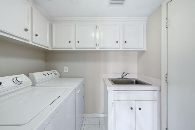 14519 Sandalfoot Street, Houston, TX 77095