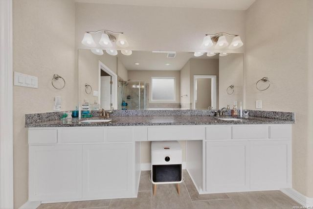 220 Comanche Trail, Cibolo, TX 78108