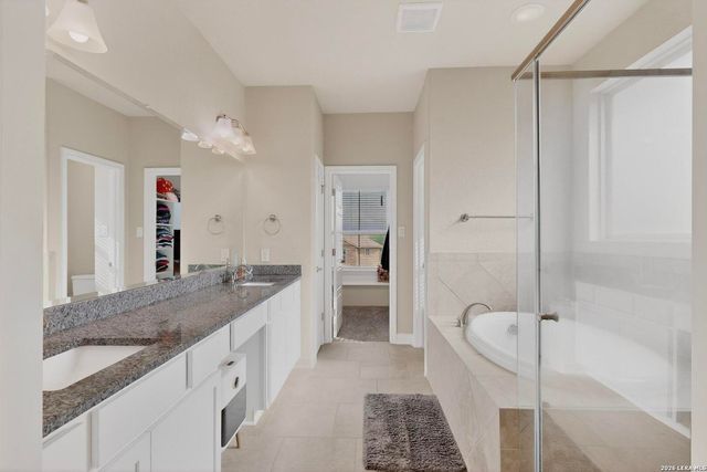 220 Comanche Trail, Cibolo, TX 78108