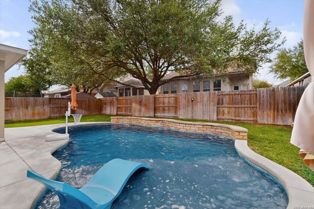 220 Comanche Trail, Cibolo, TX 78108
