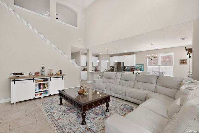 220 Comanche Trail, Cibolo, TX 78108