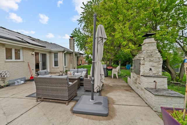 13747 S 88th Avenue, Orland Park, IL 60462
