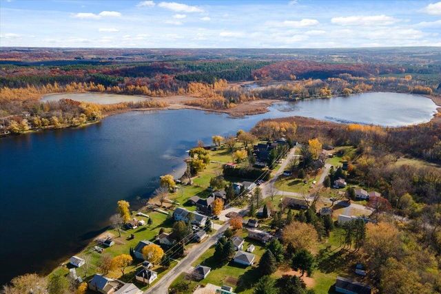 W1083 Lake DRIVE, Campbellsport, WI 53010