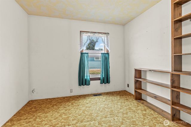 2631 48th Avenue, Longview, WA 98632