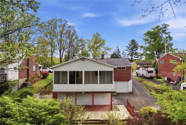 443 Eden Dr, Monroeville, PA 15146