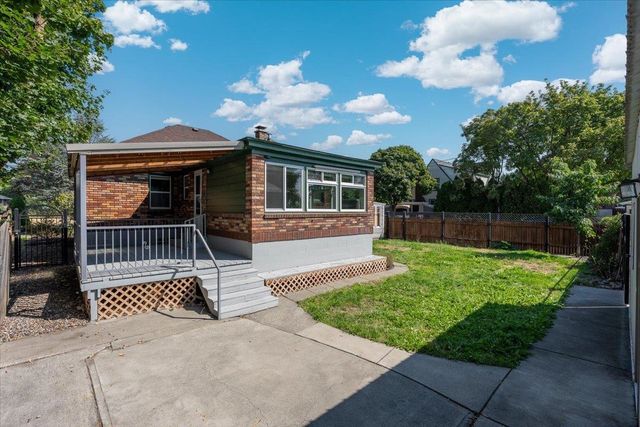3003 W Fairview Ave, Spokane, WA 99205