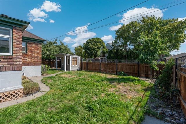 3003 W Fairview Ave, Spokane, WA 99205