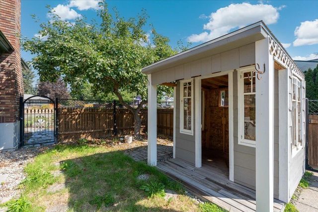 3003 W Fairview Ave, Spokane, WA 99205