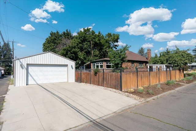 3003 W Fairview Ave, Spokane, WA 99205