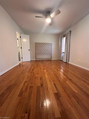 1953 Nc Highway 66 S, Kernersville, NC 27284