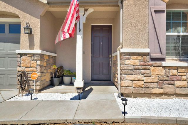 967 Papaya Street, Madera, CA 93638