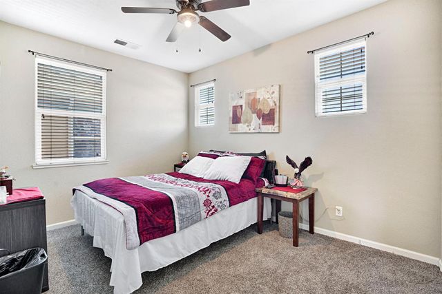 967 Papaya Street, Madera, CA 93638