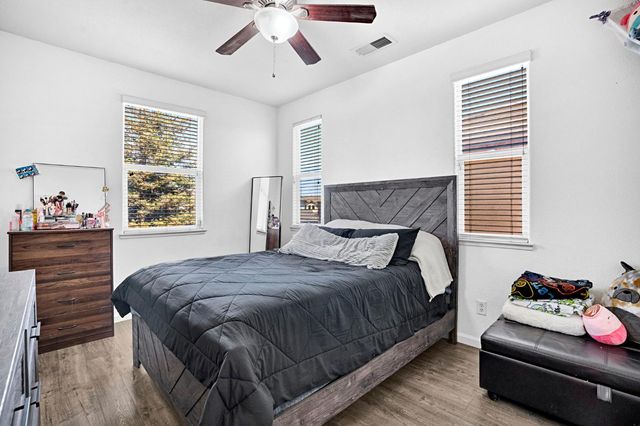 967 Papaya Street, Madera, CA 93638