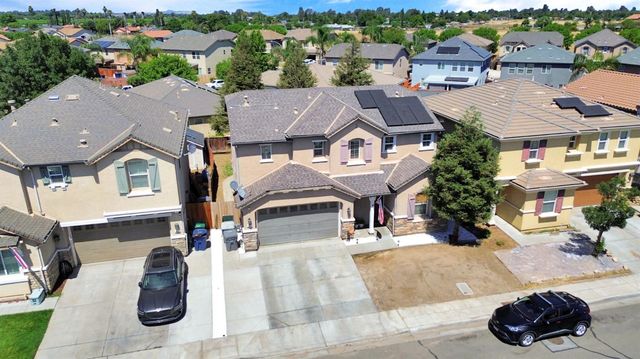 967 Papaya Street, Madera, CA 93638