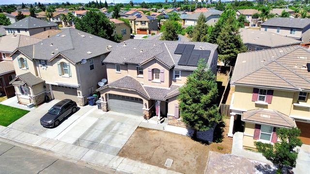 967 Papaya Street, Madera, CA 93638