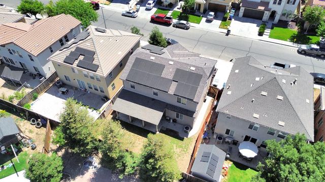967 Papaya Street, Madera, CA 93638