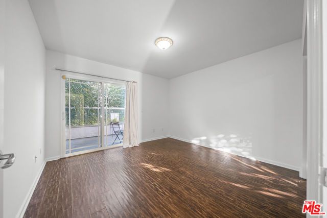 1036 S Serrano Avenue 401, Los Angeles, CA 90006