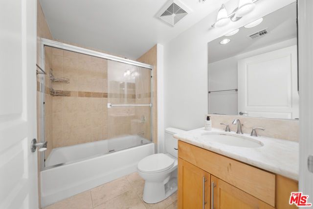 1036 S Serrano Avenue 401, Los Angeles, CA 90006