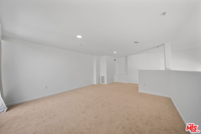 1036 S Serrano Avenue 401, Los Angeles, CA 90006