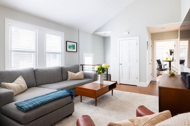 14 Hathaway 2, Boston, MA 02130