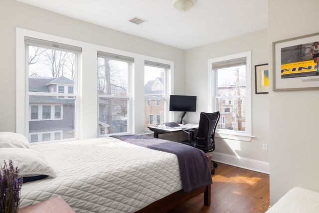 14 Hathaway 2, Boston, MA 02130